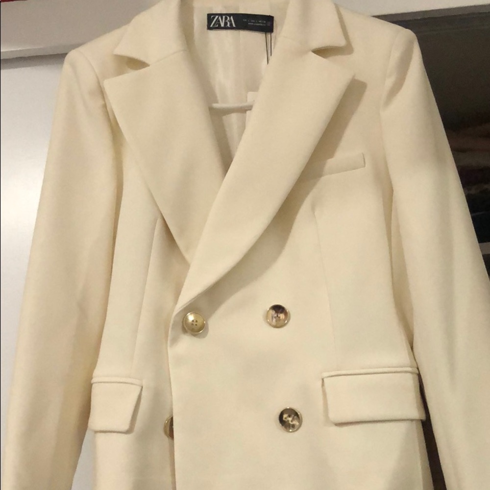 Zara cream blazer